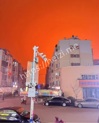 青岛黄岛保税区仓库起火