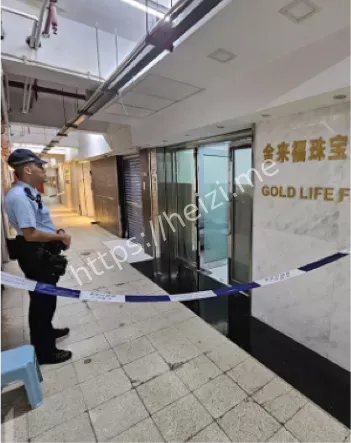 6员工内鬼嫌疑被控