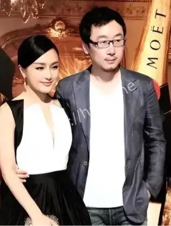 娱乐圈感情转折故事