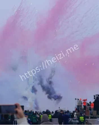 艺术表达与公共底线