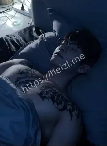 抖音刺青肌肉男网红