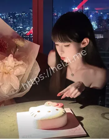 50万包养擦边女网红