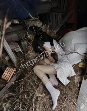 凤凰古城沱江女鬼传说